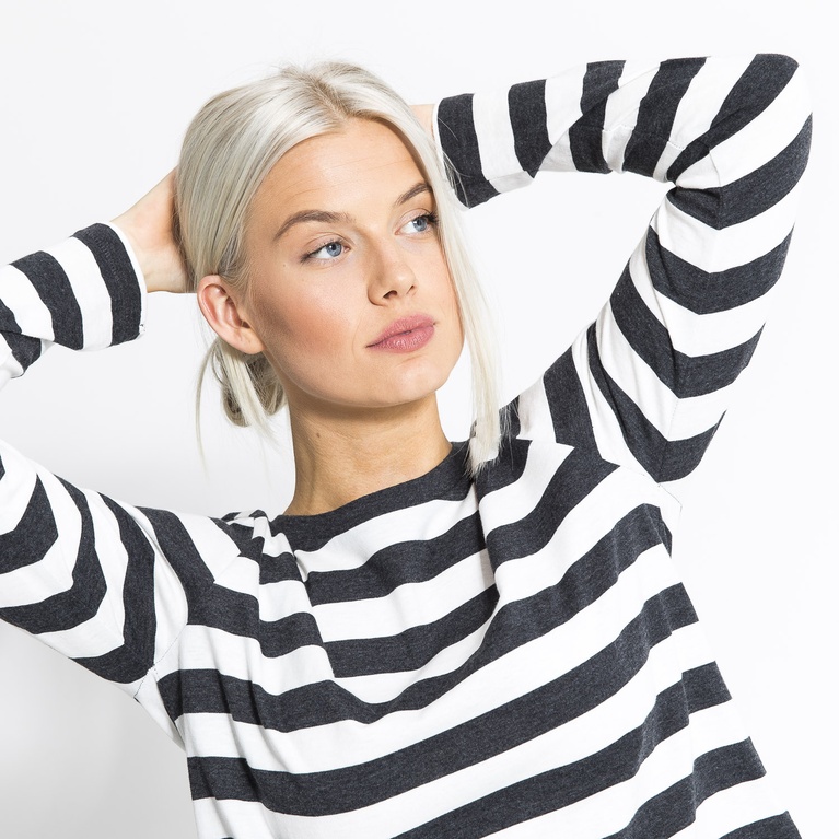 Longsleeve tee "svea" Longsleeve tee "svea"